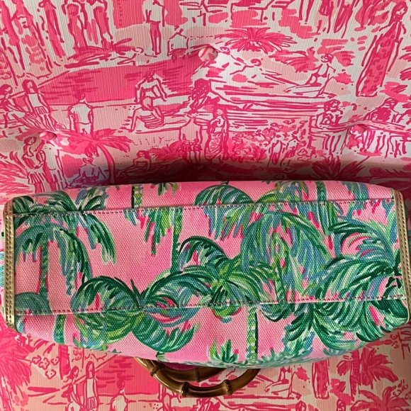 Lilly Pulitzer Suite Views Greydon Canvas Tote  NWT - Picture 5 of 6